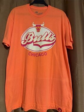 Chicago Bulls Orange Graphic SPORTIQE Tee NBA